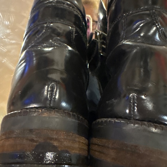 GUCCI  9.5 black leather lace up boot - Picture 3 of 5